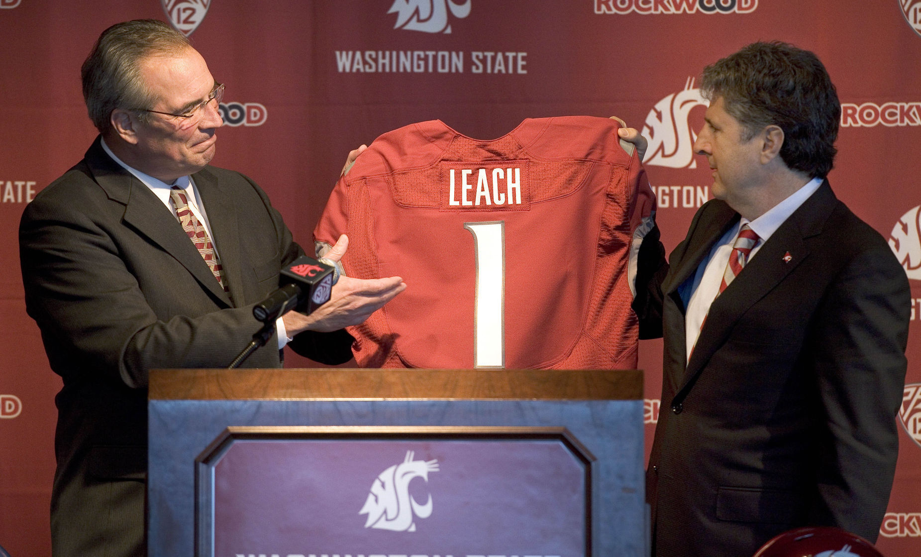 Bill Moos, Mike Leach